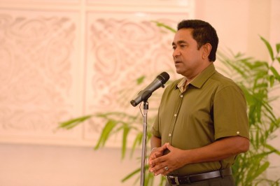 ރައީސަށް އިންޒާރުދިން ކަމަށް ބުނާ މީހާ ތިން މަސް ވަންދެން ރަށުން ނުފުރޭ ގޮތަށް ދޫކޮށްލައިފި