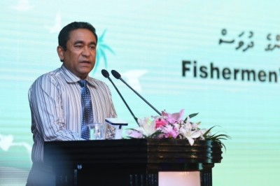 މަސައްކަތަށް ނުނިކުމެ ހަޅުތާލު ކުރާނަމަ މުސާރައިން ވެސް ކެނޑޭނެ، އެހެން ކަންތައްތައް ވެސް ވާނެ: ރައީސް