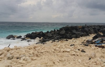 ކުޅުދުއްފުށީ އެއާޕޯޓް އަޅަން ހިއްކި ސަރަހައްދުގައި ހެދި ތޮށިގަނޑު ހަލާކުވެއްޖެ