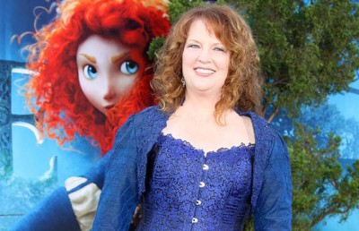 "ކަމް އަވޭ" އެންޖެލީނާ ޖޮލީ އާއި ޑޭވިޑަށް ހުށަހަޅައިފި