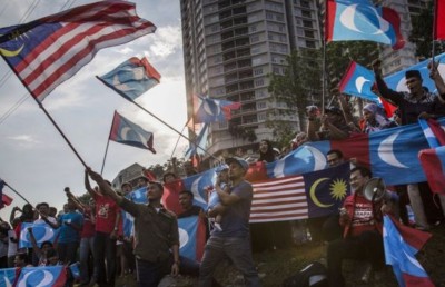 މެލޭޝިއާގެ ދަރަނި ދައްކަން އާއްމުންނަށް އެހީވެވޭ ފަންޑެއް ހުޅުވައިފި