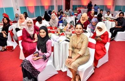 މީޑިއާތަކުގެ އޮބްޒާވަރުން މަދުކުރަން އީސީން ބޭނުންވޭ: އެމްޑީޕީ