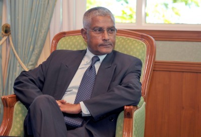 ޒަކީ އެމްޑީޕީން ވަކިވެވަޑައިގެންފި