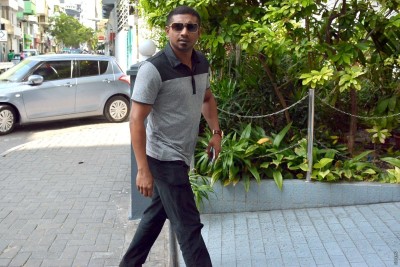 ދައުލަތުގެ ހަރަދުގައި ވަކީލަކު އައްޔަންކޮށްދިނުމަށް މަހުލޫފު އެދިވަޑައިގެންފި