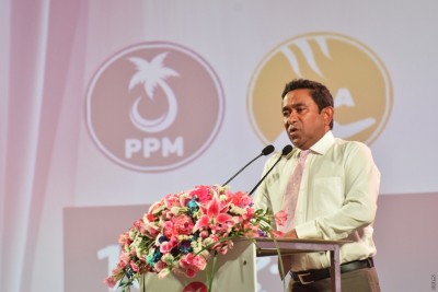 މިތިބީ ރައީސް ނަޝީދު އެނބުރި ގައުމަށް ޚިދުމަތްކުރަން ވަޑައިގަންނަވާނެ ކަމުގެ އިންތިޒާރުގައި: ރައީސް ޔާމީން