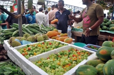 މާރުކޭޓުތަކުގައި ވިއްކޭނީ ހަމައެކަނި ދިވެހި އުފެއްދުން: އިކޮނޮމިކް މިނިސްޓްރީ
