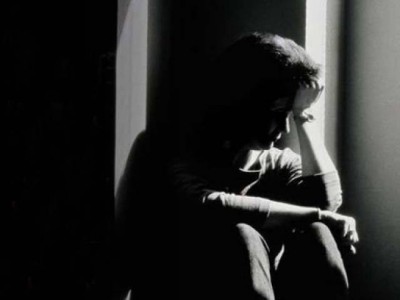 ކުޑަ ކުއްޖަކު އަމިއްލަ އަތް ބުރި ކޮށްލި މައްސަލައަކާ ގުޅިގެން ޕާކިސްތާނުގެ އިމާމަކު ހައްޔަރުކޮށްފި