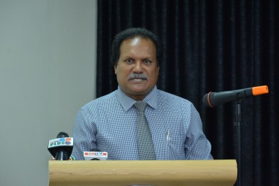 ސިވިލް ސާވަންޓުންނަށް އެންމެން އަޅާލަން ޖެހޭ: ޑރ. އަލީ ޝަމީމް
