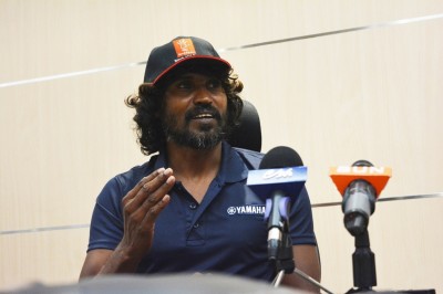 އަނެއްކާވެސް އާކަމެއް، ގައްބެ ނުކުންނަނީ ރާއްޖެ ވަށައި ބުރެއް ޖަހަން!