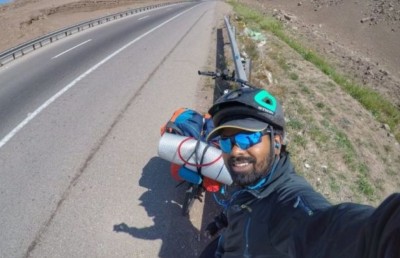 މެސީއާ ބައްދަލު ކުރަން އިންޑިއާ މީހަކު ބައިސްކަލްގައި ރަޝިޔާ އަށް