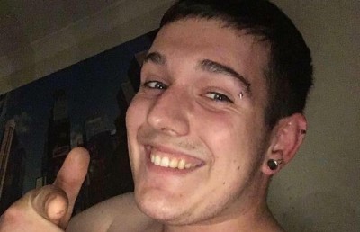 މައިންބަފައިންނަށް "ސަލާން ޖަހާތީ" ދަރިއަކަށް ބޮޑު އަދަބެއް