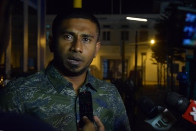 މަހުލޫފު ފުލުހަށް ހާޒިރުކުރީ ރައީސްގެ ދެކަނބަލުންނާ ގުޅޭ ގޮތުން ޓުވީޓެއް ކުރުމުން