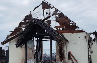 ނިޔާމަ ރިސޯޓުގެ ވޯޓަ ވިލާގައި ރޯވީ ކަރަންޓް ޝޯޓުވެގެން