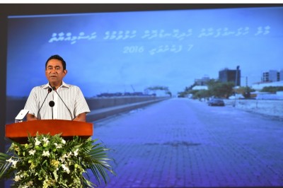 ދިވެހިން ޖިހާދަށްދާ ވާހަކަ ނަޝީދު ދައްކަވާތީ ކަރެސްޕޮންޑެންޓް ބޭންކެއް ގެއްލިއްޖެ: ރައީސް