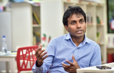 ނިހާންގެ އިސްލާހުގެ އަމާޒަކީ ޕްރޮފެސަރު އުގައިލް!