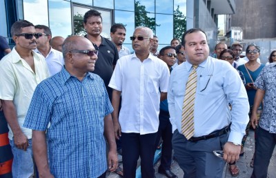 ކޮންގްރެސްގެ ކުރިން ނަޝީދާ އެކު އިބޫގެ ބައްދަލުވުމެއް