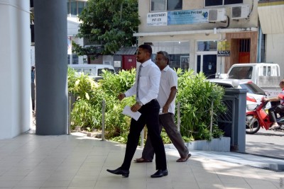 ވަކީލަކު ހަމަޖެއްސުމަށް މަހުލޫފަށް ތިން ދުވަސްދީފި
