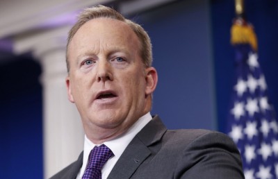 ވައިޓް ހައުސްގެ ކުރީގެ ތަރުޖަމާނު ޝޯން ސްޕައިސާ ދެން ފެންނާނީ ޓީވީ ޝޯއަކުން