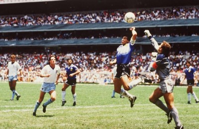 ރޯހޯގެ ލަނޑާ އެކު މަރަޑޯނާ ވަޖިދުވެއްޖެ