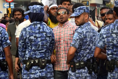 ދިފާއީ ހެކީންގެ ގޮތުގައި މަހްލޫފު ދެ ނޫސްވެރިއެއްގެ ނަން ހުށަހަޅައިފި