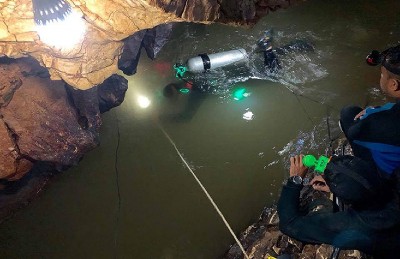 ހޮހަޅަ އަށް ގެއްލުނު ކުދިން ހޯދަން ހާހަކަށް ވުރެ ގިނަ ޑައިވަރުން