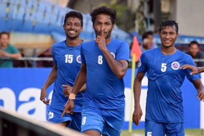 ފަހުވަގުތު ރިލޭ ޖަހައިދިން ލަނޑުން ބަލެސްޓިއާ އަތްދަށުނުވެ ނިއު ސަލާމަތްވެއްޖެ