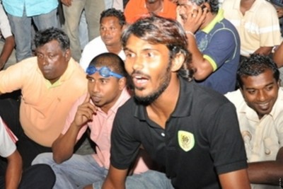 އަޑުބަރޭގެ ބަންދަށް ތިން ދުވަސް ޖަހައިފި