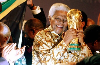 2010ގެ ވޯލްޑް ކަޕުގައި މަންޑޭލާގެ ހިއްސާ ބޮޑު