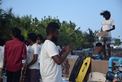 ރާޅާއަޅާ ކުދިންގެ ކަންބޮޑުވުން އެނގޭ، ހައްލެއް ހޯދައިދޭނަން: ހައުސިން މިނިސްޓަރު