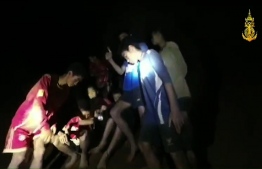 ހޮހަޅައިގައި ތިބި ކުދިން ނެރެން މަސްތަކެއް ނަގާނެ: ސިފައިން