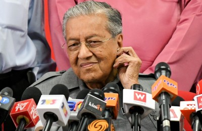 ނަޖީބާ މެދު ގާނޫނުގައި އޮތް ގޮތަކަށް އަމަލު ކުރާނެ: މަހާތިރު