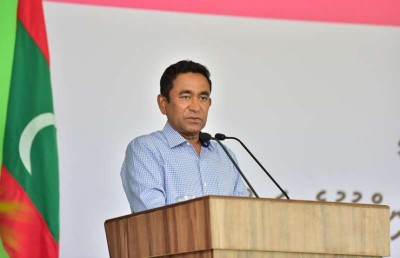 ރައީސް ޔާމީނަަށް އިންޒާރު ދިން މީހެއްގެ ފޯނާއި އިލެކްޓްރޯނިކް ސާމާނުތައް ހިފަހައްޓައިފި