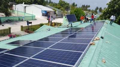 ރ.ވާދު ކައުންސިލް އިދާރާގައި ސޯލާ ޕެނަލްތައް ހަރުކުރުމުގެ ޕްރޮޖެކްޓް ނިންމާލައިފި