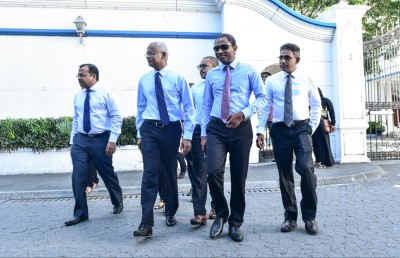 މަސީހު އެދެނީ ޖަލްސާތަކުގައި ބައިވެރިވާން، މެމްބަރުން އެދެނީ މަސީހު ވަކިވާން!