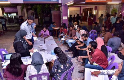 ވޯޓާސް ލިސްޓުގައި ހިމެނޭ މީހުންގެ ފޮޓޯ ނުޖަހަން ނިންމައިފި