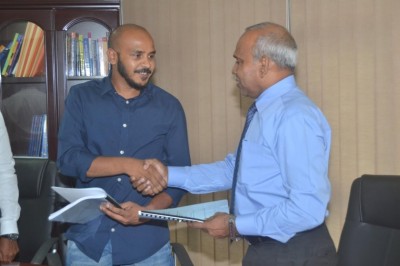 ނުވަ ސްކޫލެއްގައި ވީޑިއޯ ކޮންފަރެންސިންގެ ނިޒާމް ގާއިމު ކުރުމަށް ބަޔަކާ ހަވާލުކޮށްފި