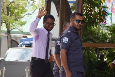 މުހްތާޒުގެ މައްޗަށް ޓެރަރިޒަމްގެ ދައުވާކޮށް، ޝަރީއަތް ނިމެންދެން ޖަލުގައި ބަހައްޓަން އަމުރުކޮށްފި