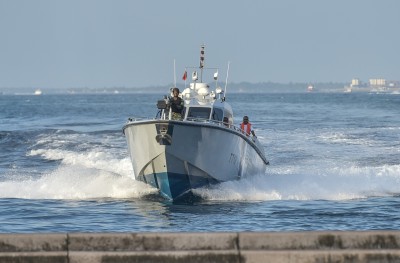 ހާލުގައި ޖެހުނު ލަންކާ ހަތް މަސްވެރިޔަކު ސަލާމަތްކޮށް، މާލެއަށް