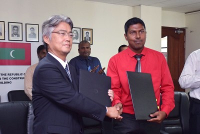 ޖަޕާނުގެ ހިލޭ އެހީގެ ދަށުން ނޮޅިވަރަންފަރު ސުކޫލްގައި ހަތަރު ކުލާސްރޫމް އަޅައިދެނީ