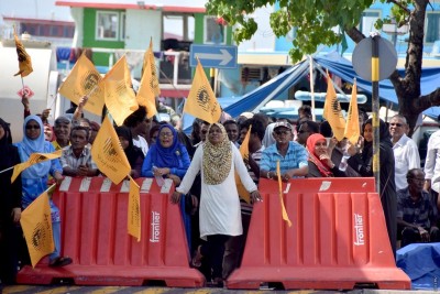 އިނގިލީގެ ނިޝާން ހުށަނާޅާ މެމްބަރުން ޕާޓީއިން ވަކިވާ އިސްލާހު ހުށަހަޅައިފި