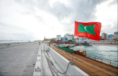 ބްރިޖުން ހިނގާފައި ހުޅުލެ އަށް: "ހަގީގަތަކަށް ވެއްޖެ"