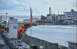 ބްރިޖުން ހިނގާފައި ހުޅުލެ އަށް: "ހަގީގަތަކަށް ވެއްޖެ"