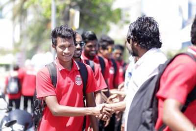 ސިއްހީ ހާލަތު ހުރި ގޮތުން ބޮކުރީ ބާކީކޮށް، ގައުމީ ޓީމު ޗައިނާއަށް ފުރައިފި