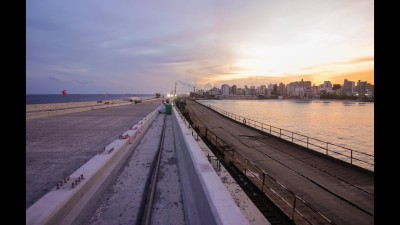 ބްރިޖުން ހިނގާފައި ހުޅުލެ އަށް: "ހަގީގަތަކަށް ވެއްޖެ"