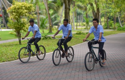 ރިސޯޓް މުވައްޒަފުން ވޯޓު ލުމަށް ބޮޑު ހުރަހެއް