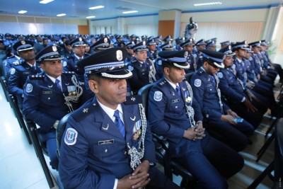 ފުލުހުންގެ ނަމުގައި އޮޅުވާލައިގެން ފައިސާ ހޯދަމުންދާތީ އެކަމަށް ސަމާލުވުމަށް އިލްތިމާސްކޮށްފި