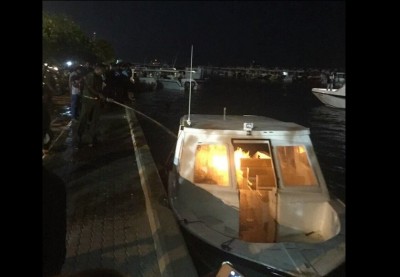 މާލޭ ފަޅުގައި އަޅާފައި އޮތް ލޯންޗެއްގައި ރޯވެއްޖެ