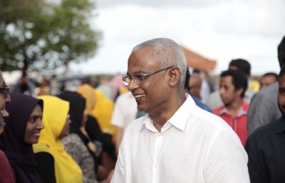 އިބޫ އެދިވަޑައިގަންނަވަނީ "ލީޑަރުންގެ ހިދުމަތަށް"، އެ ބޭފުޅުން ކޮބާ؟