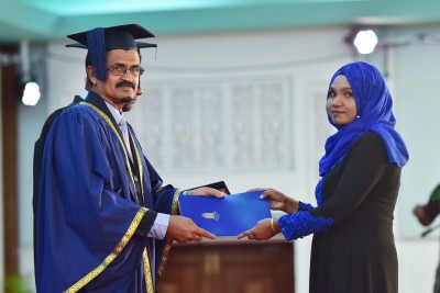 އެމްއެންޔޫ އިން 845 ދަރިވަރުން ދަސްވެނިވެއްޖެ، ގިނައީ ޓީޗަރުން