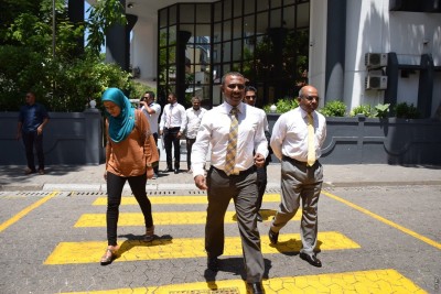 ފުލުހުންނަށް ދަތި ކުރުމުގެ ކުށުގެ ޖޫރިމަނާގެ ގޮތުގައި 3000 ރުފިޔާ މެމްބަރު އާޒިމް ދައްކައިފި